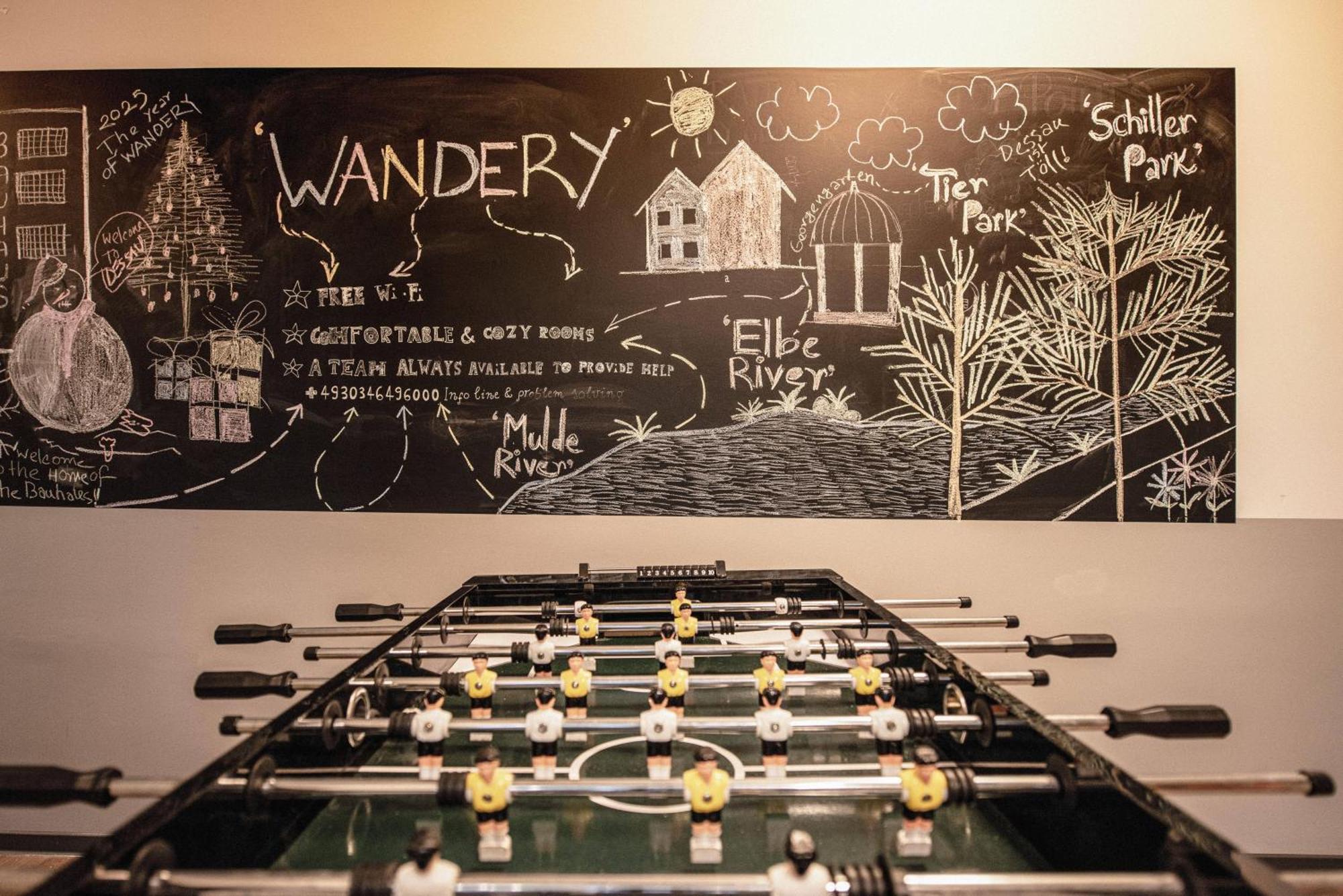 Wandery Hostel Dessau Exterior photo